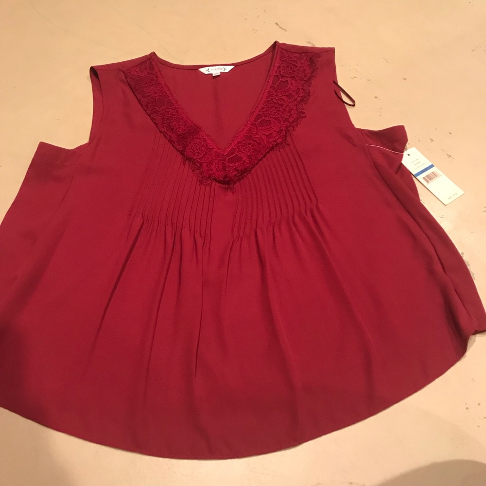 NWT Nanette by Nanette Lepore Top